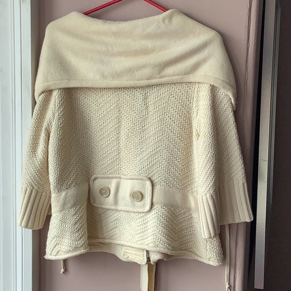 cream sweater - Picture 2 of 4